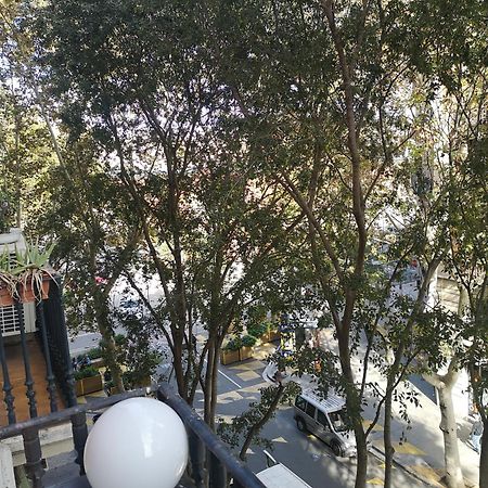 Aparteasy - Family Sant Antoni Apt. Barselona Dış mekan fotoğraf