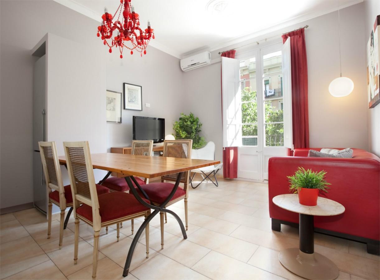Aparteasy - Family Sant Antoni Apt. Barselona Dış mekan fotoğraf